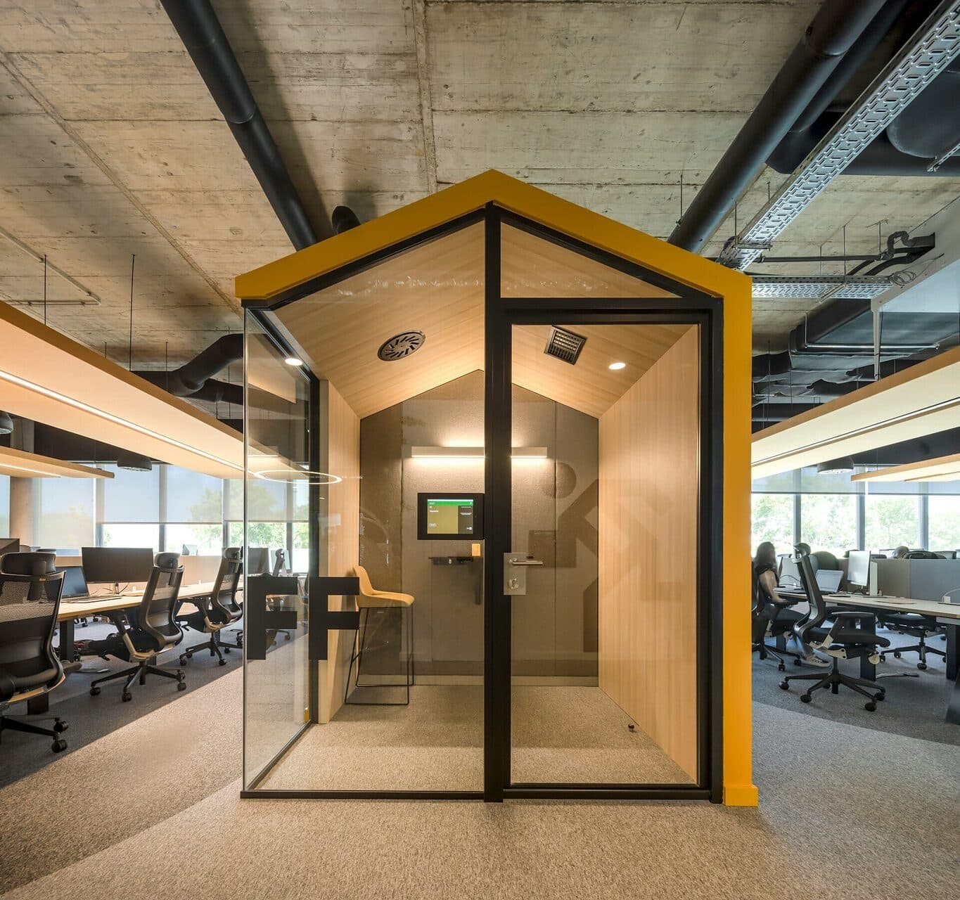 Commercial office fit-out completed by Howitt Powered